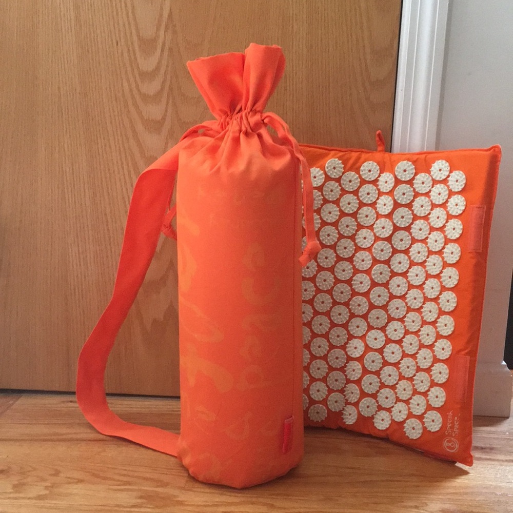 Orange spoonk space accupressure mat set
